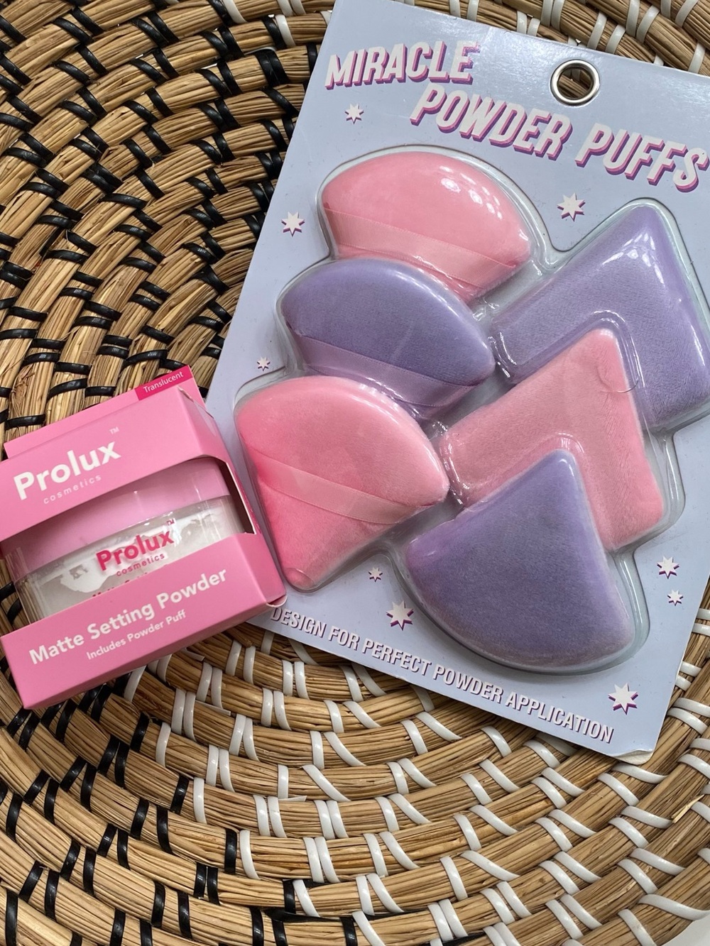 Matte Translucent Setting Powder & Pink/Purple Miracle Powder Puffs